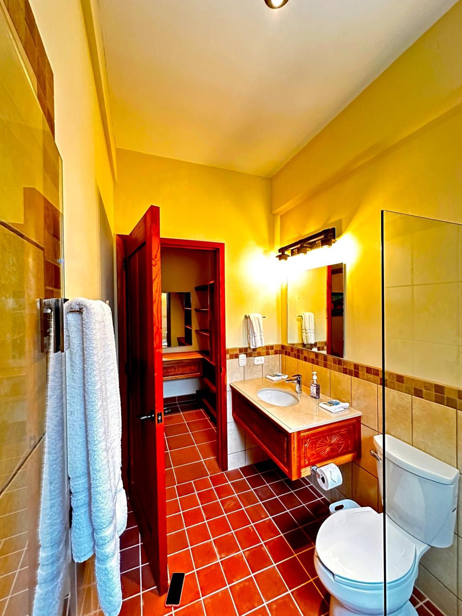 Hotel Jotam ปานาคาเชล ภายนอก รูปภาพ